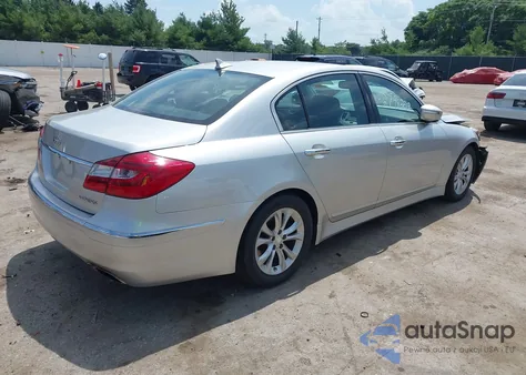 2013 Hyundai Genesis 3.8 from USA, damaged, VIN KMHGC4DD7DU235791